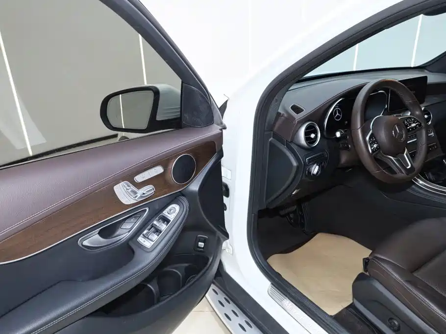 Mercedes-Benz GLC 2021 GLC 260 L 4MATIC Luxury Edition