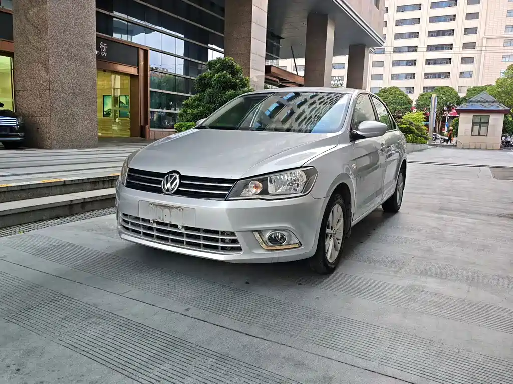 Jetta 2015 Quality and Benefit Edition 1.6L Manual Comfort Version