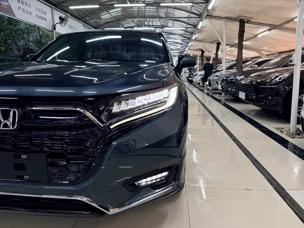 Honda UR-V 2020 370TURBO Two-Wheel Drive Grandeur Edition