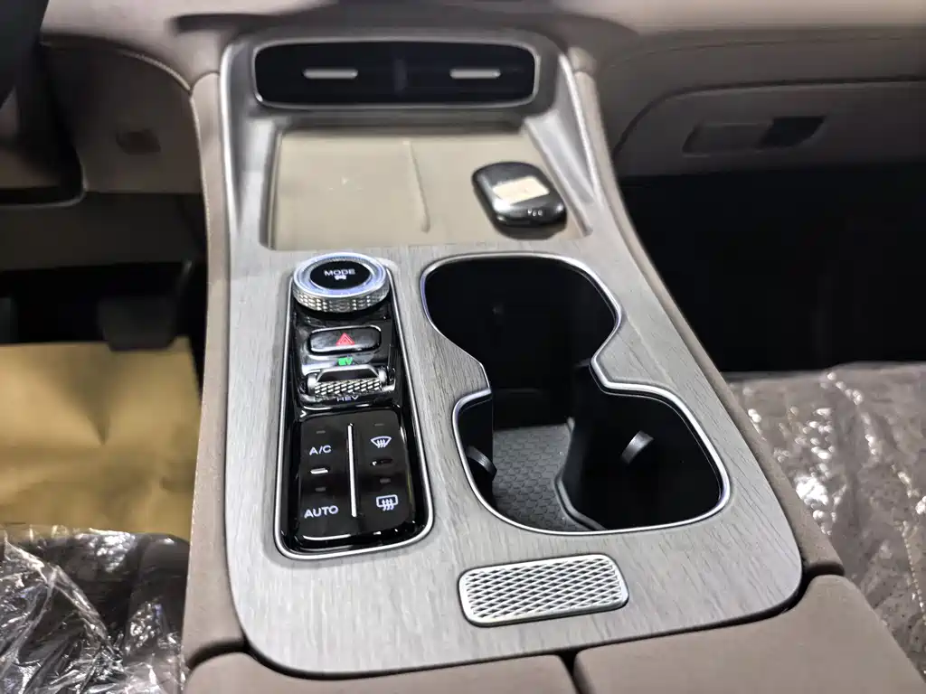 Fengyun T8 2025 Edition 1.5T 130km Zunxiang Version 5-seater