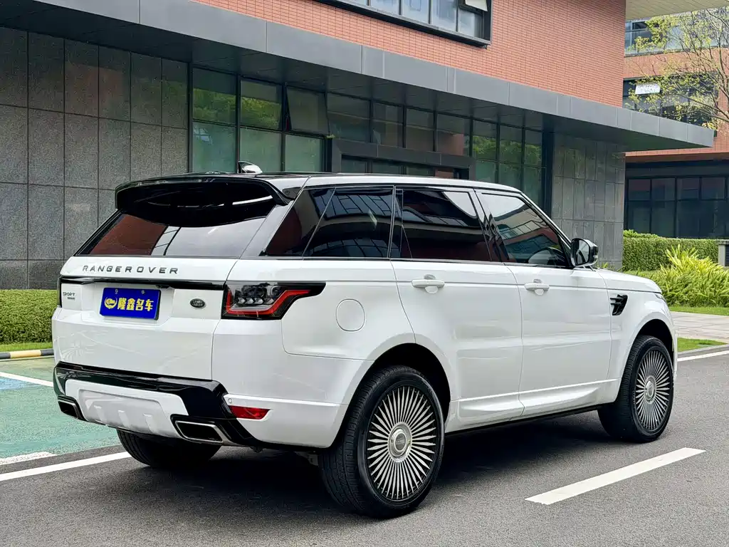 Range Rover Sport 2018 3.0 SC V6 HSE Dynamic