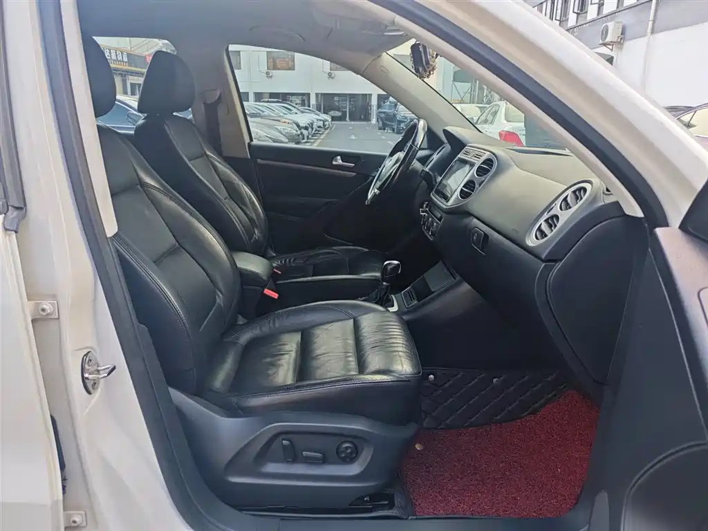 Tiguan 2015 1.8TSI Automatic 2WD Comfort Edition