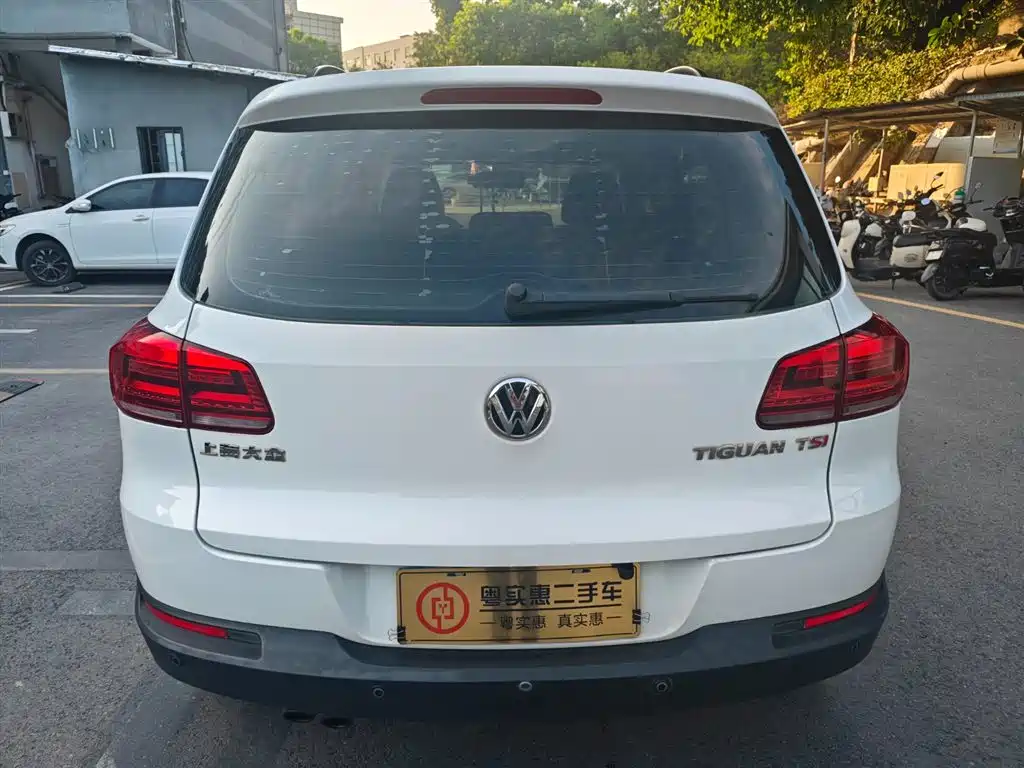Tiguan 2015 1.8TSI Automatic 2WD Comfort Edition