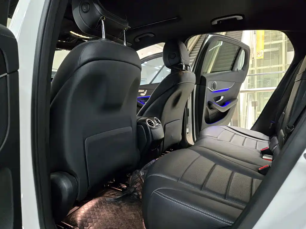 Mercedes GLC Coupe 2020 GLC 300 4MATIC Coupe SUV