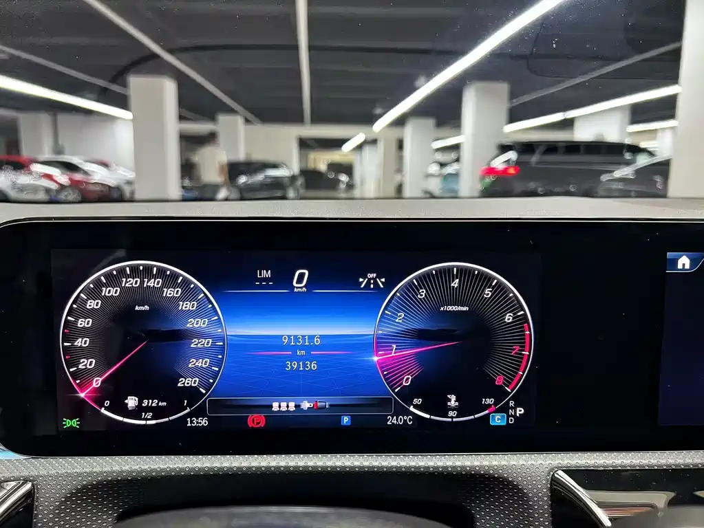 Mercedes-Benz A 200 L 2025 Fashion Edition