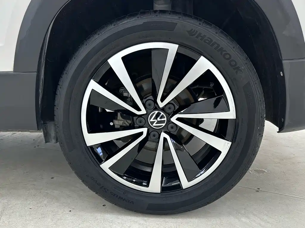 Tou岳 2021 280TSI Two-Wheel Drive Luxury Edition PLUS