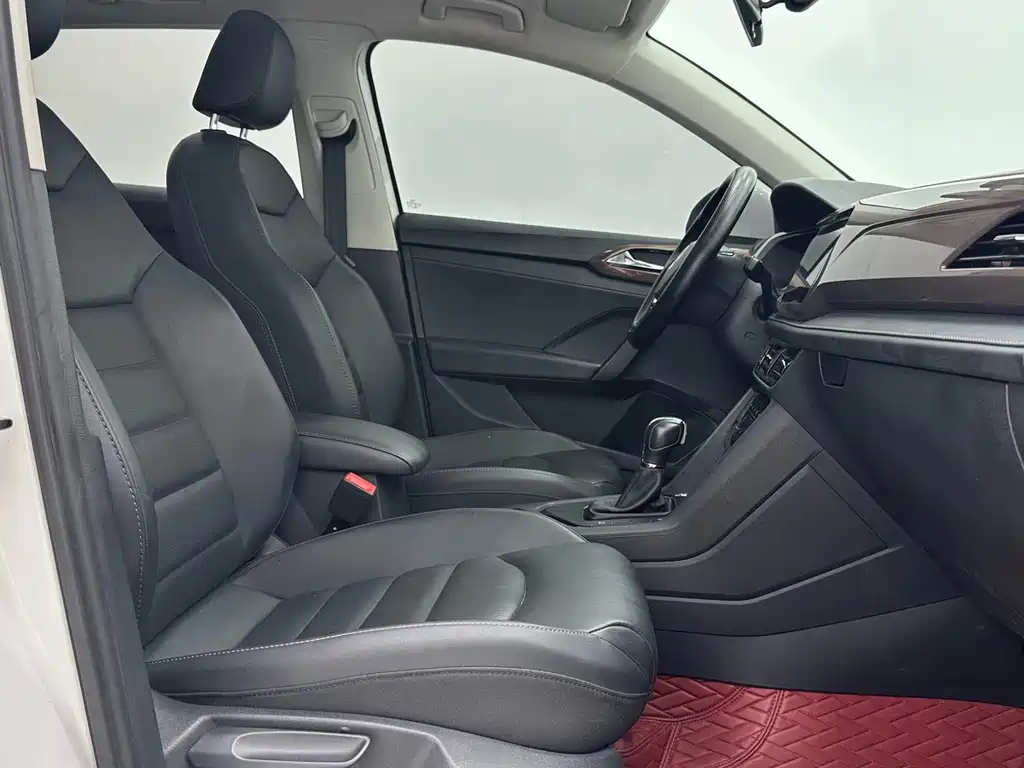 Tou岳 2021 280TSI Two-Wheel Drive Luxury Edition PLUS
