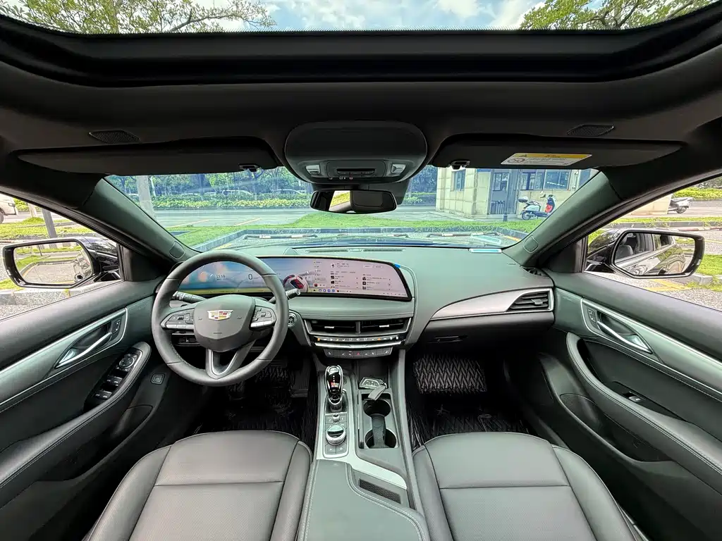 Cadillac CT5 2025 28T Urban Sport Edition