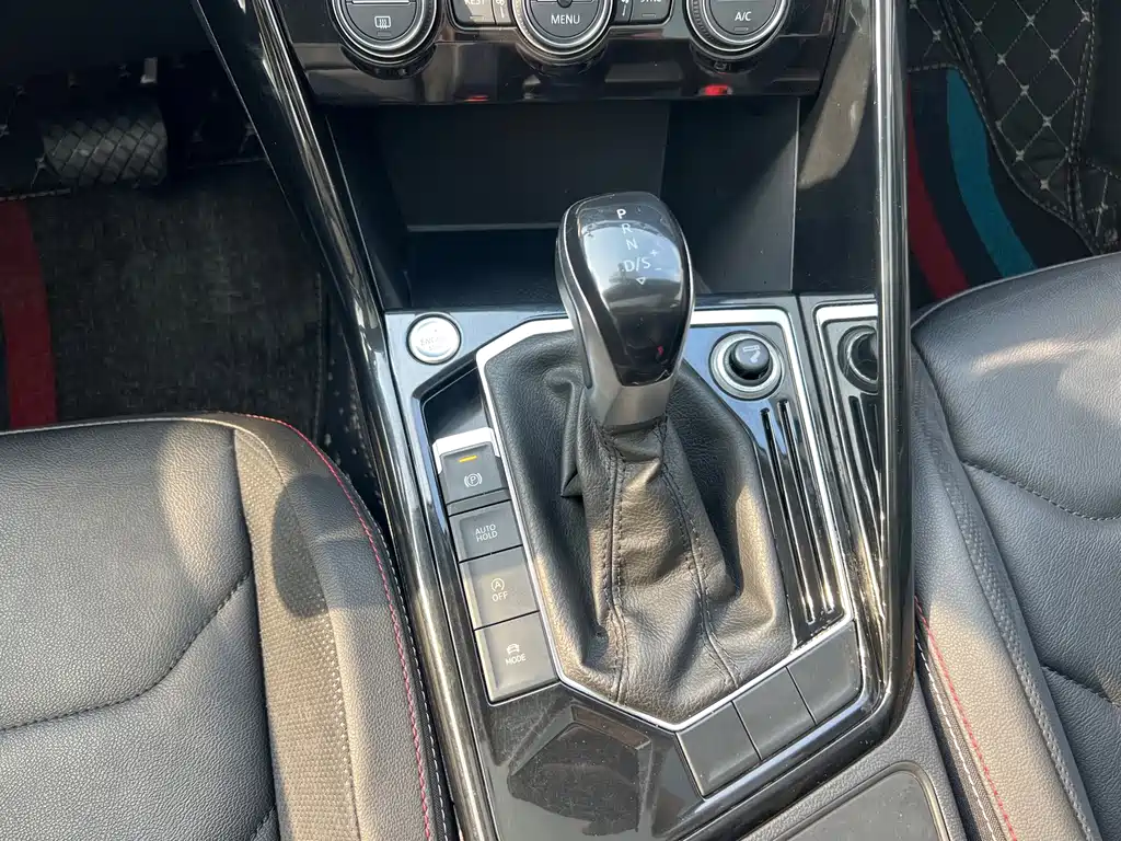 Tayron 2019款 Zhongtu Edition 280TSI Two-wheel Drive Luxury Version National VI