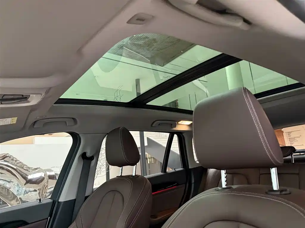 BMW X1 2022 sDrive25Li Leading Edition