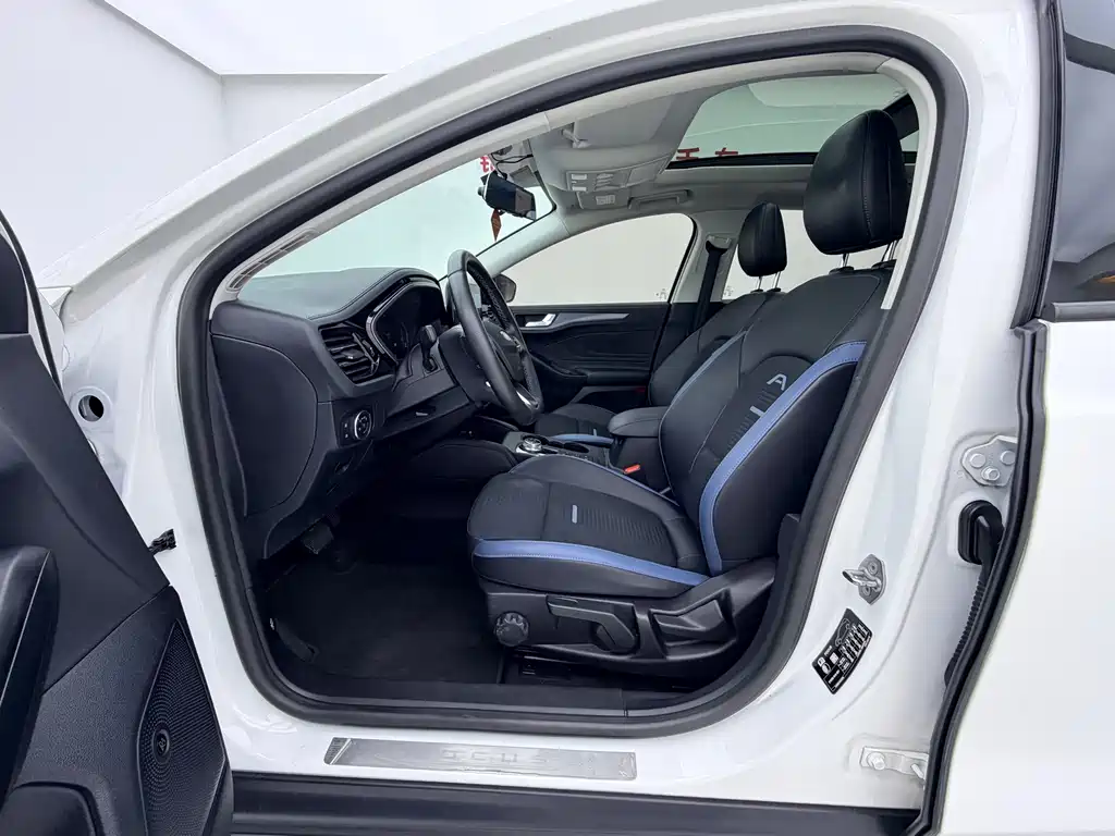 Ford Focus 2021 EcoBoost 180 Automatic Trend Edition