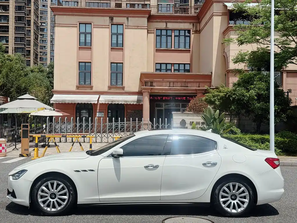 Ghibli 2017 3.0T Standard Edition