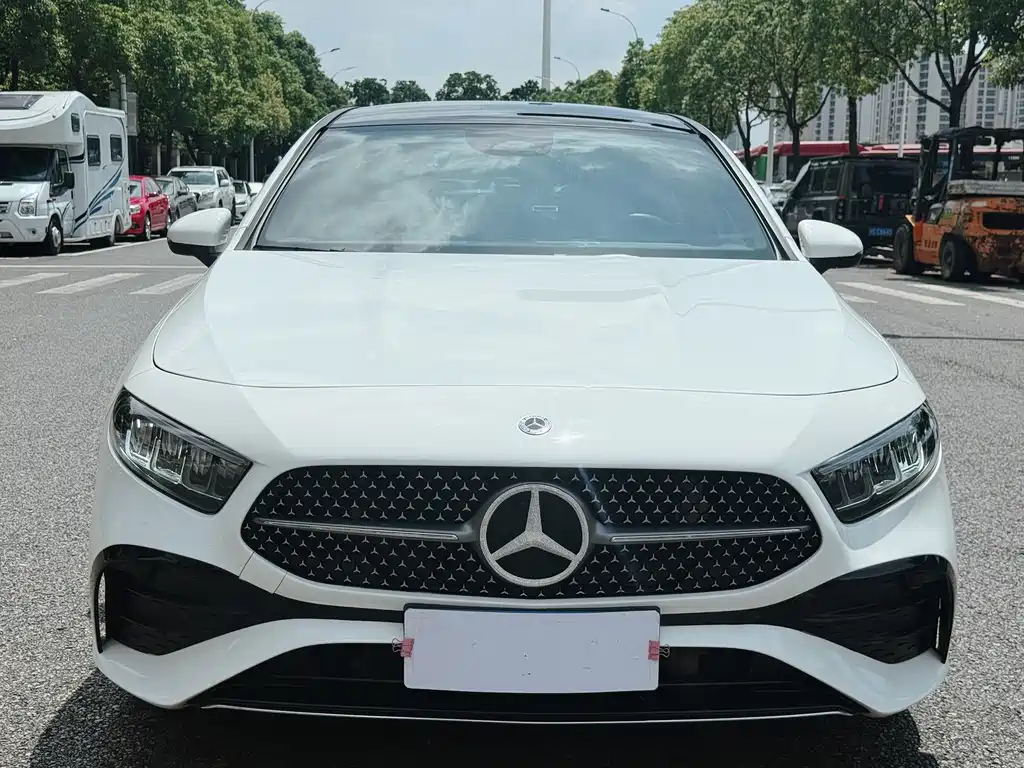 Mercedes-Benz A-Class 2023 A 200 L Fashion Edition