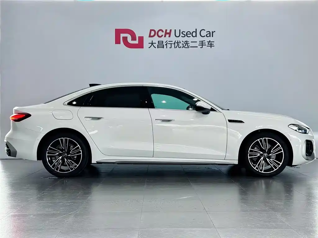 Audi A5L 2026 model 2.0T Qiankun Smart Drive Edition