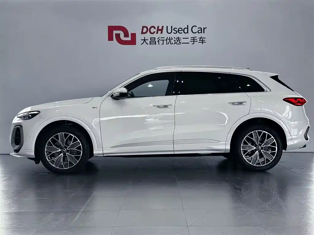 Audi Q5L 2026 Edition 2.0T Smart Hybrid Luxury Version