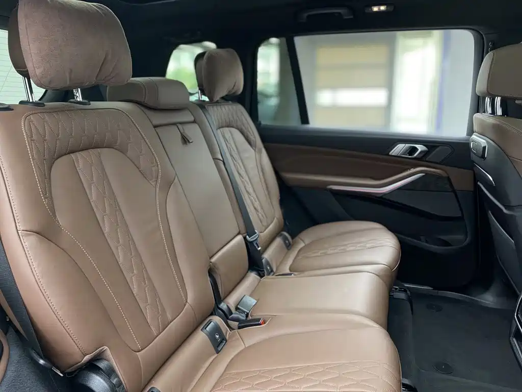 BMW X7 2023 xDrive40i Luxury Edition M Sport Package