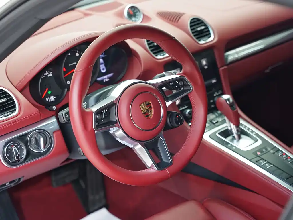 Porsche 718 Cayman 2.0T 2022 Model