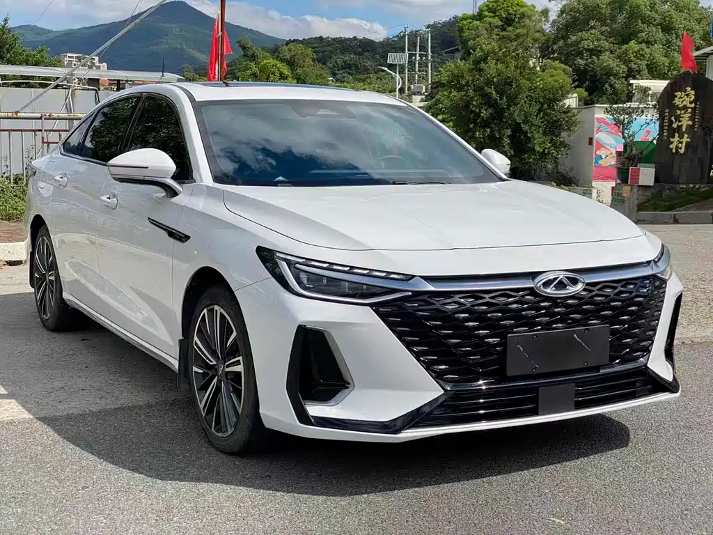 IARZ8 2022 Model 1.6T DCT Yar