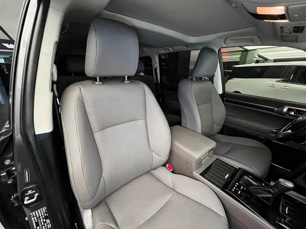 Lexus GX 2021 460