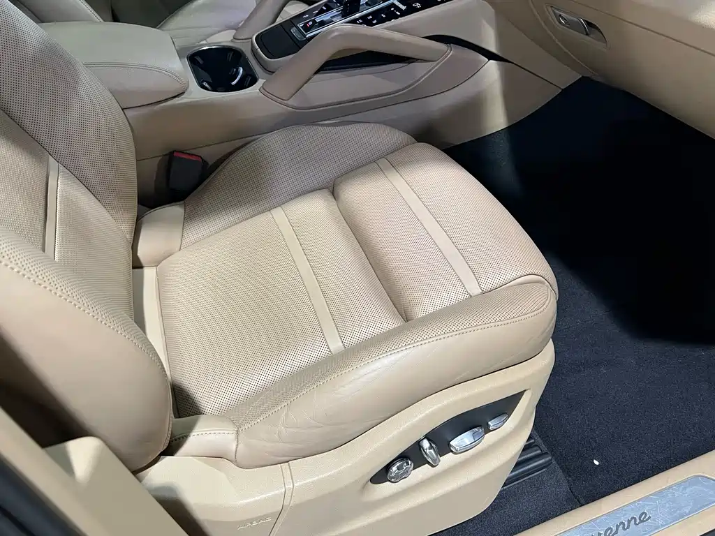 Cayenne 2019 3.0T