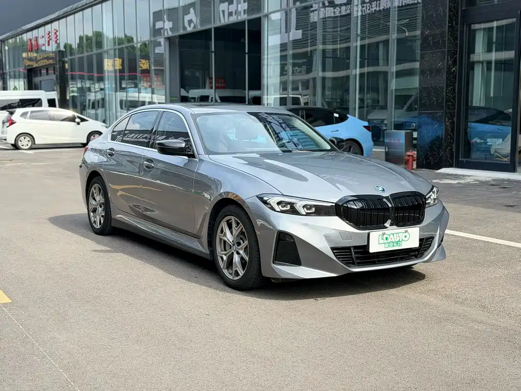 BMW i3 2024 model eDrive 35 L