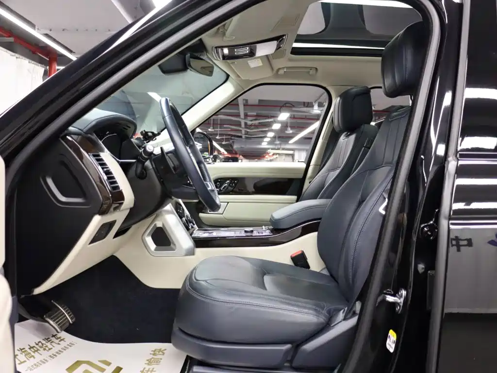 Range Rover 2021 3.0 L6 Classic Extended Edition