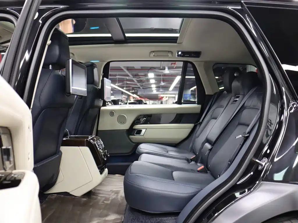 Range Rover 2021 3.0 L6 Classic Extended Edition