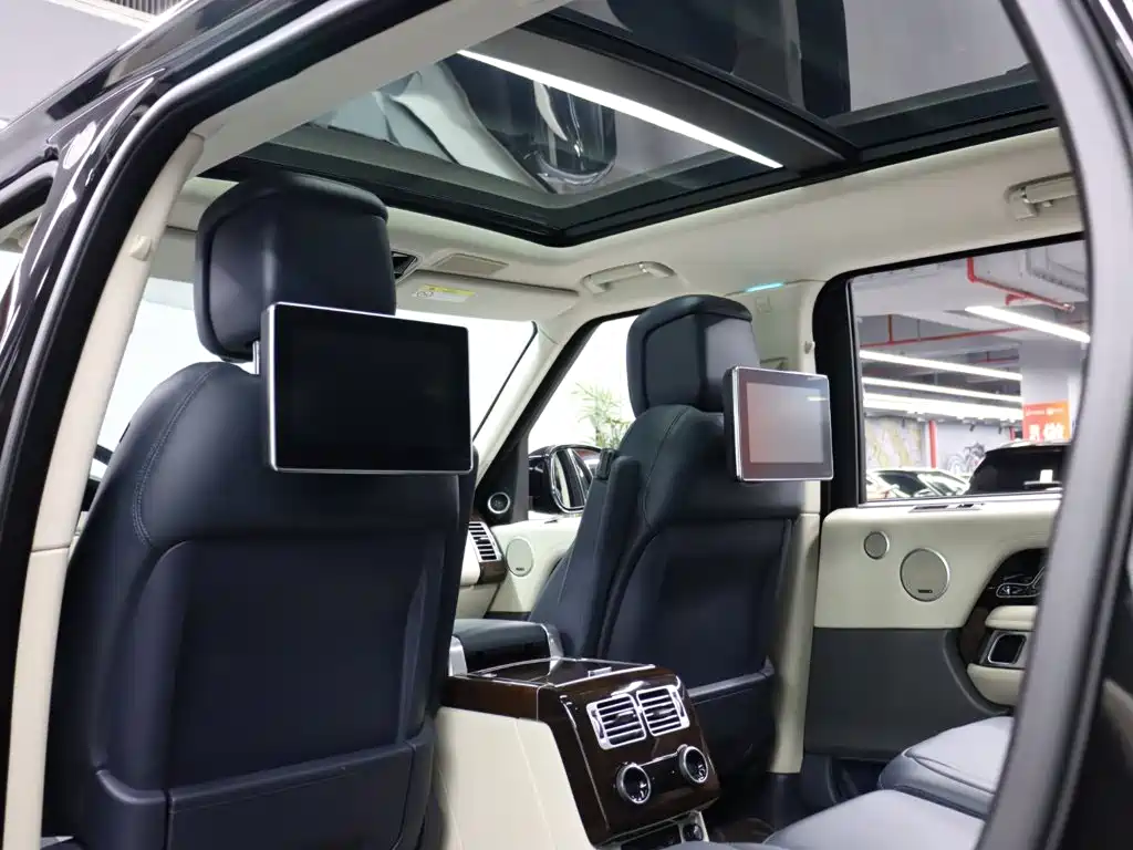 Range Rover 2021 3.0 L6 Classic Extended Edition