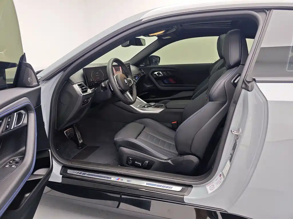 BMW M240i 2024 Model M240i