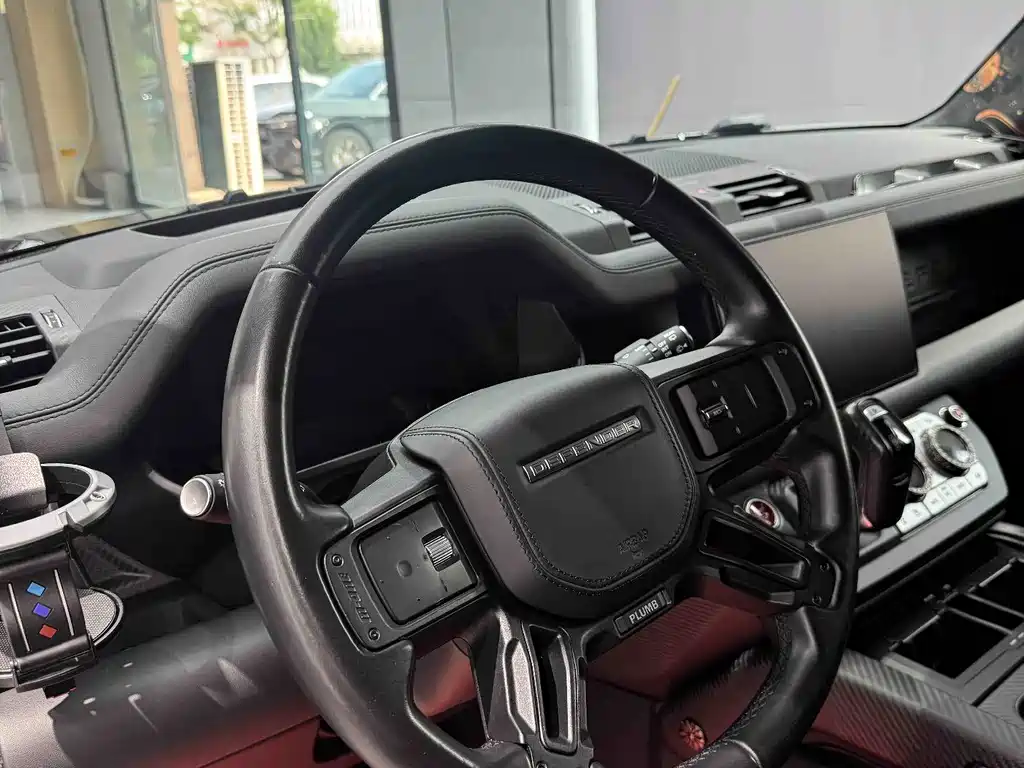 Land Rover Defender 2023 130 3.0T P400 HSE