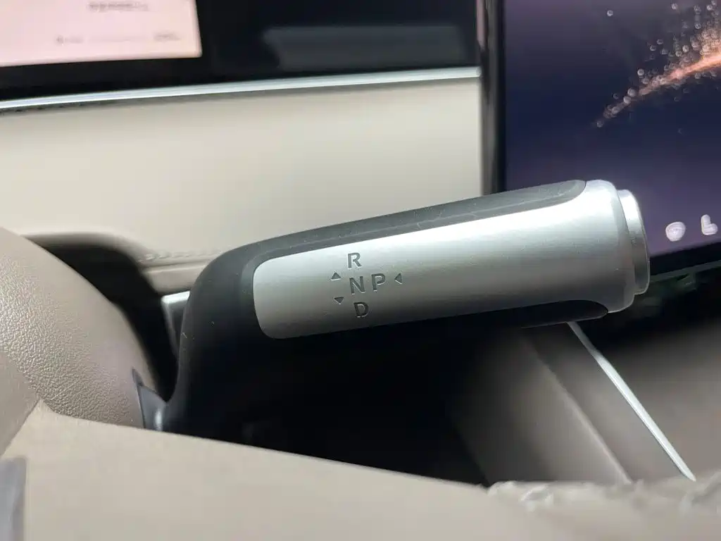 享界S9T 2025款 增程 Ultra长续航版 192线激光雷达