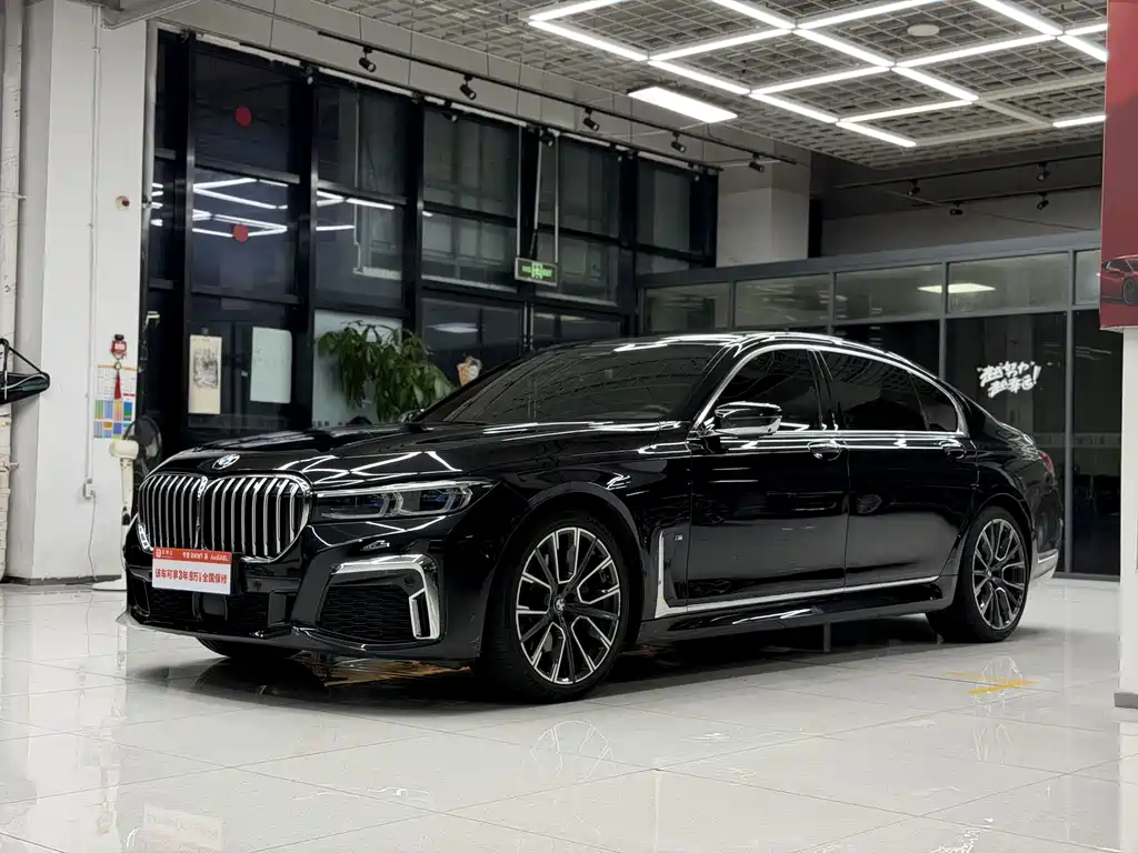 BMW 7 Series 2019 740Li xDrive Executive M Sport Package