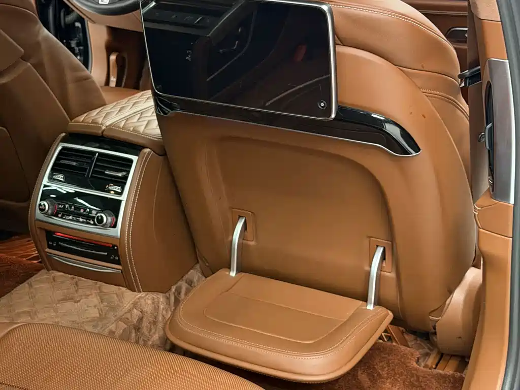 BMW 7 Series 2019 740Li xDrive Executive M Sport Package