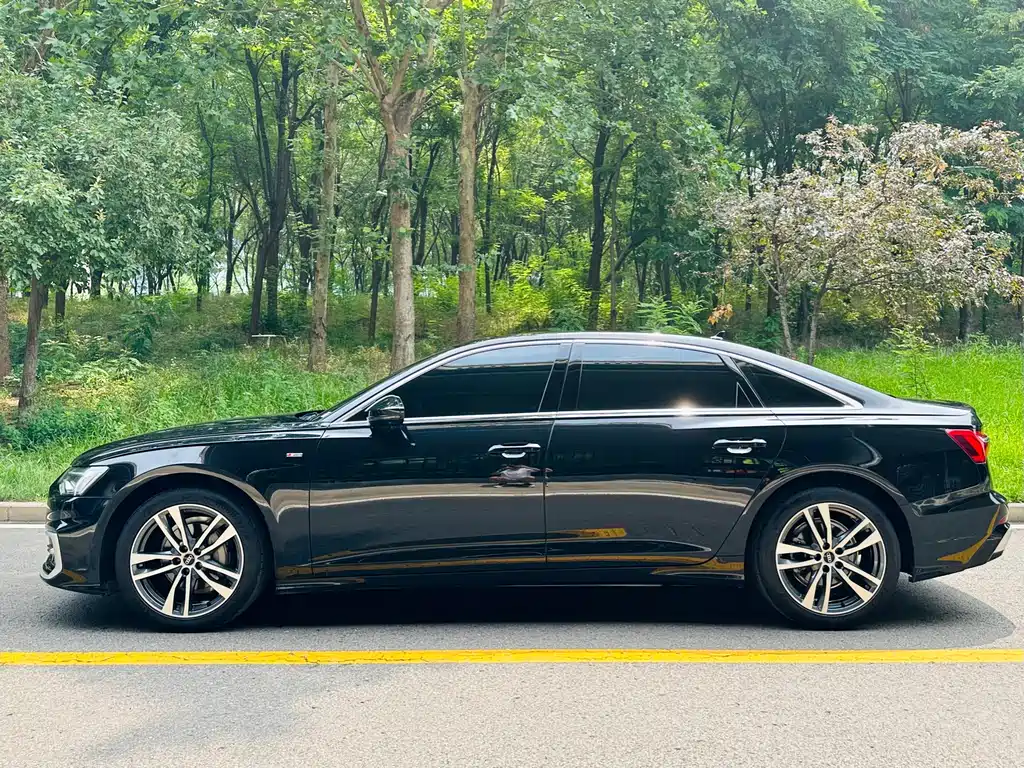 Audi A6L 2023 40 TFSI Luxury Dynamic Edition