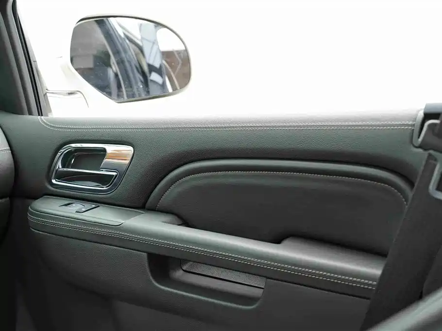 Escalade ESV Platinum Extended Length 2013