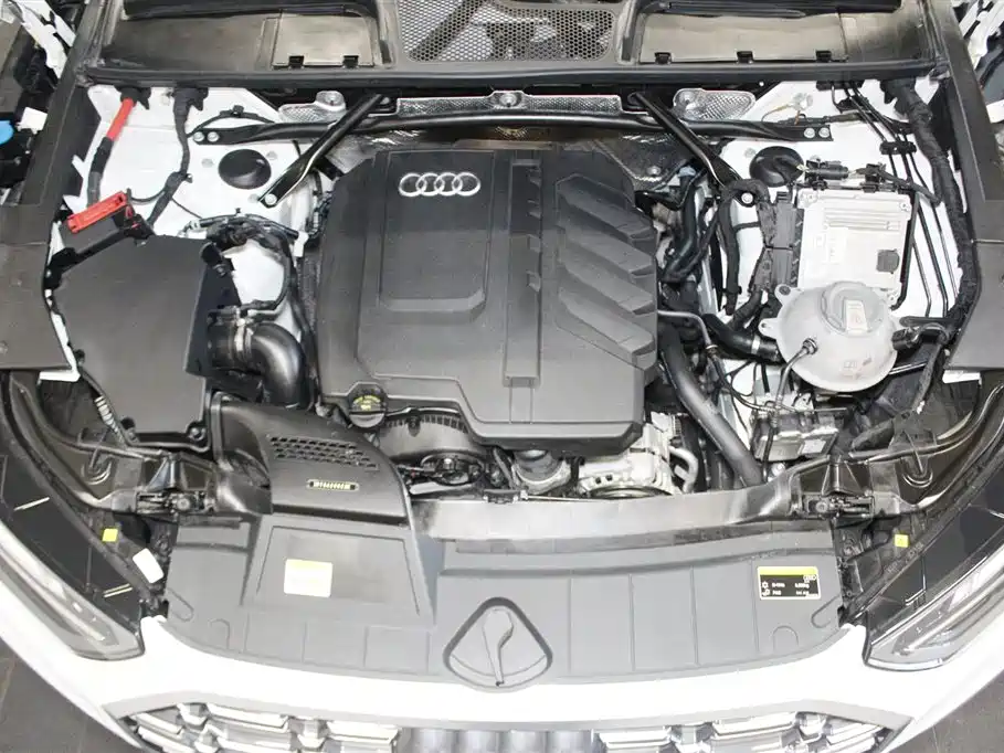 Audi Q5L 2023 40T Sporty Dynamic Edition