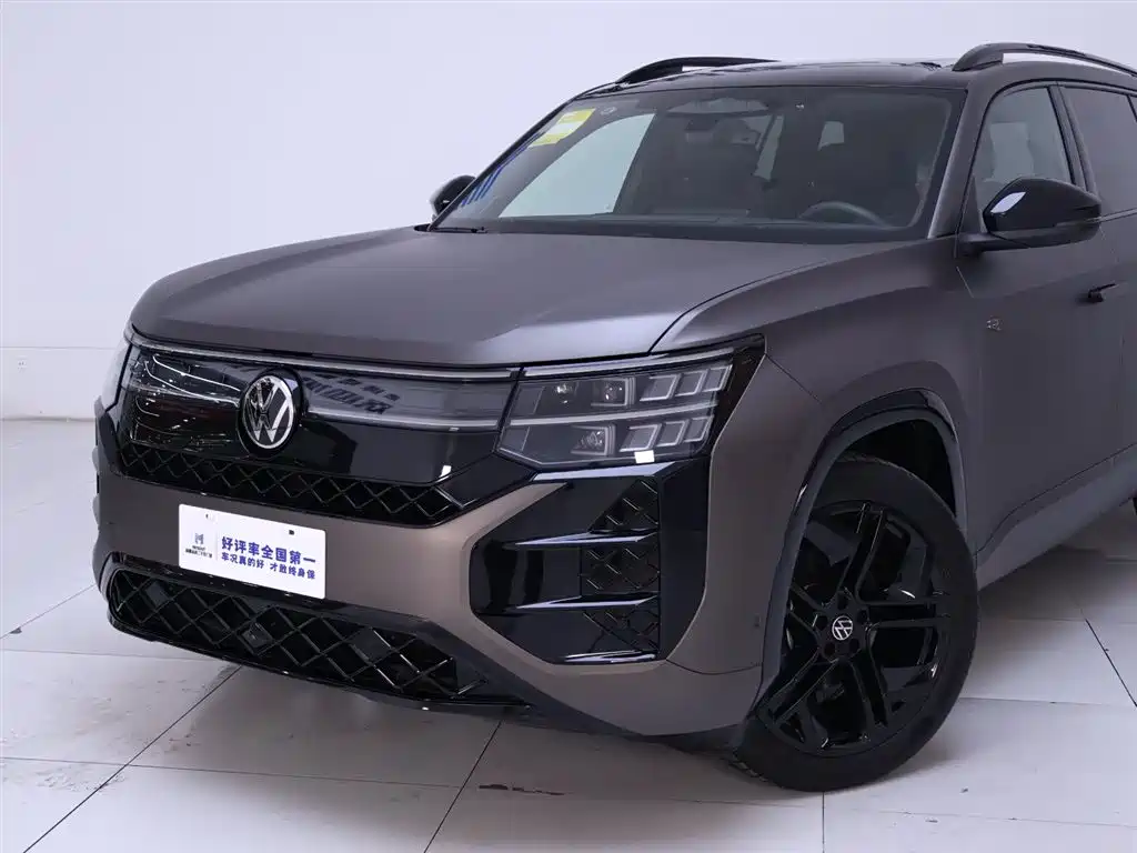 Tongyi Qianwen 2025 model Tongyi Qianwen Pro 450TSI four-wheel drive Dengfeng edition