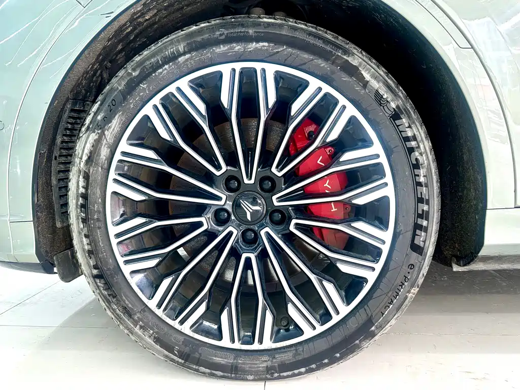 FREE+ All-Wheel Drive (AWD) Kunlun Edition 2025 Model