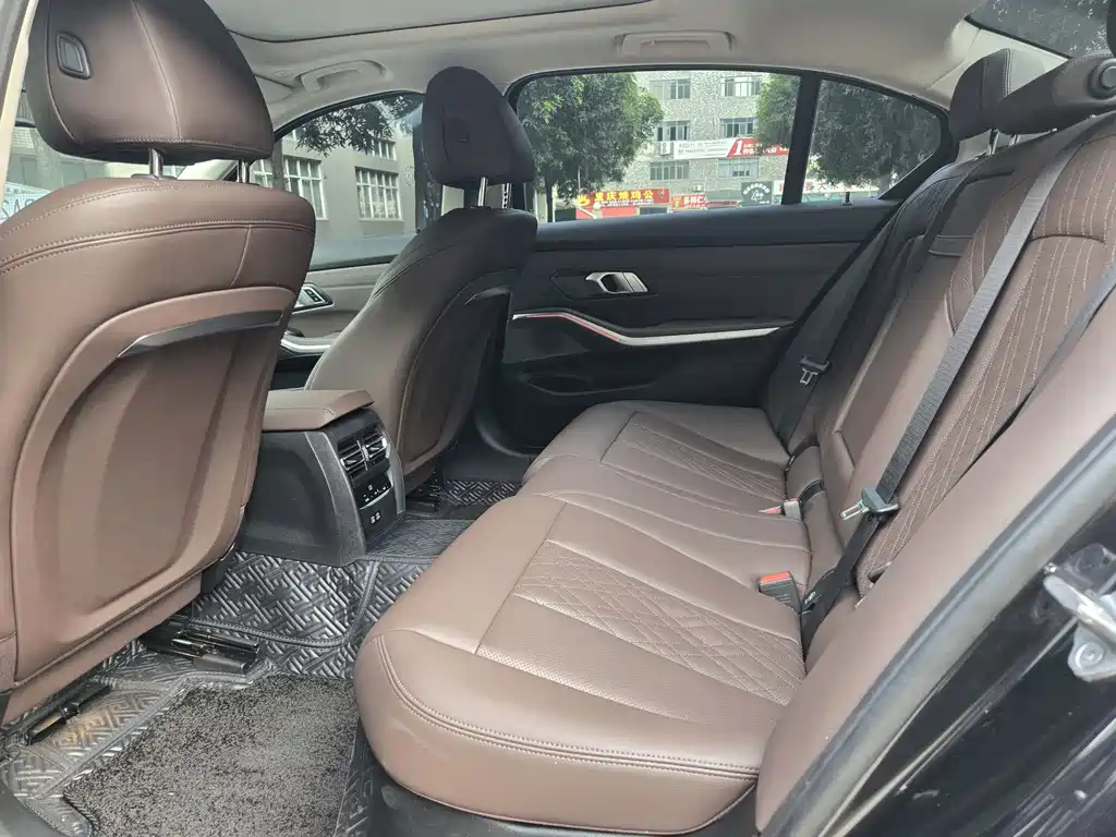 BMW 3 Series 2024 325Li M Sport Package