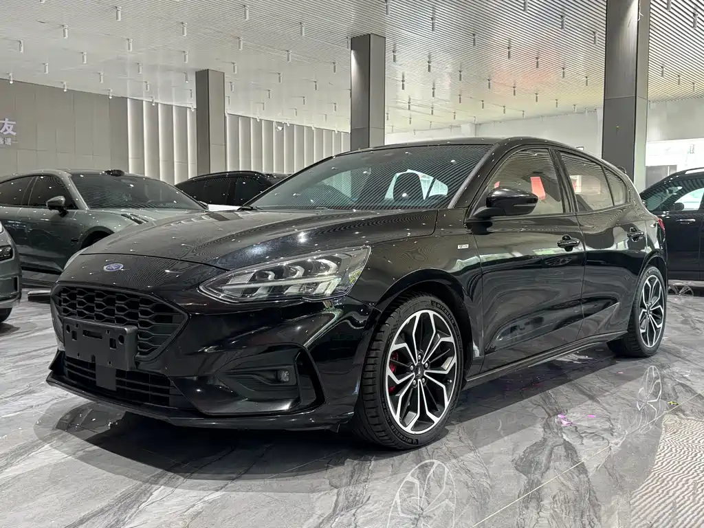 Ford Focus 2021 Two-door EcoBoost 180 Automatic ST Line