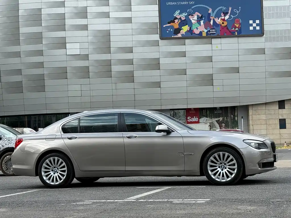 BMW 7 Series 2010 model 760Li