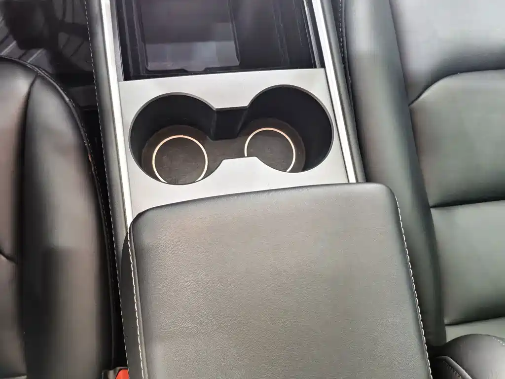 Model 3 Rear-Wheel Drive 2022