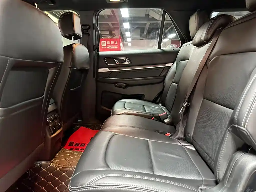 Explorer Import 2018 Model 2.3T Elite Edition