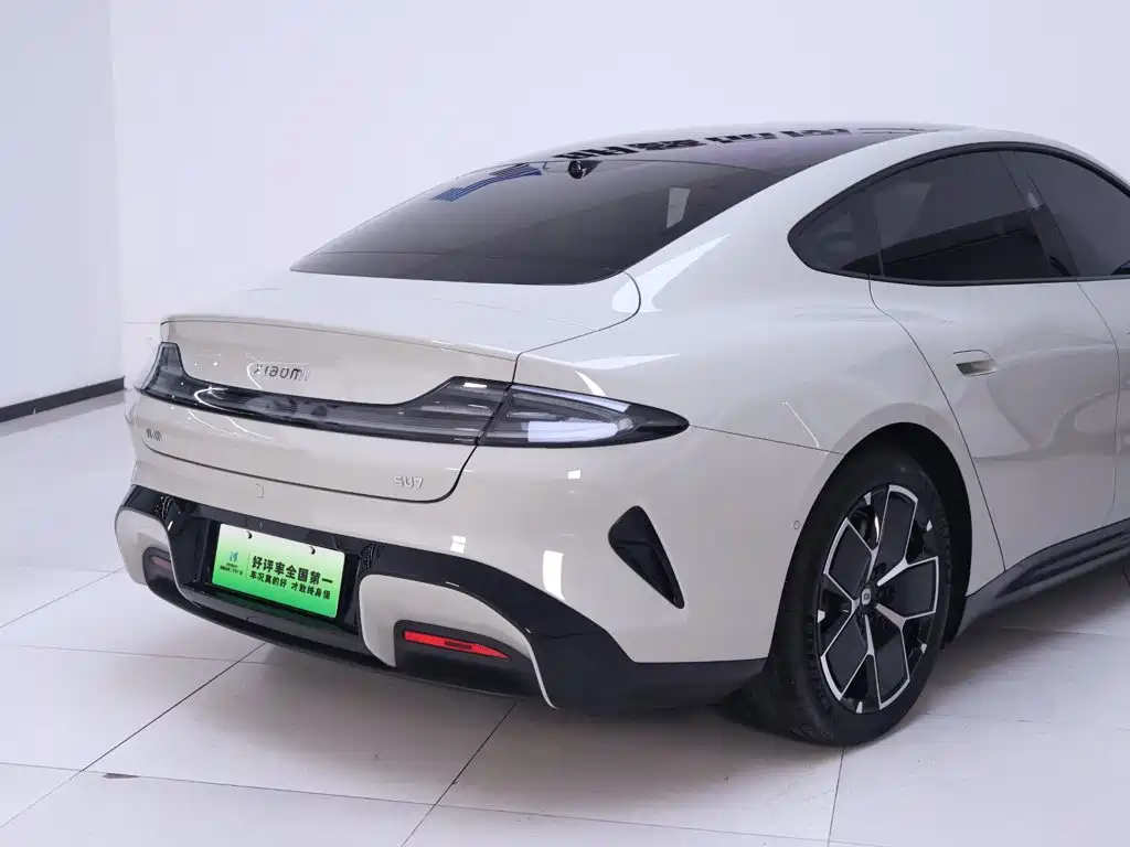 Xiaomi SU7 2024 Edition Rear-wheel Drive Long Range Intelligent Driving Version