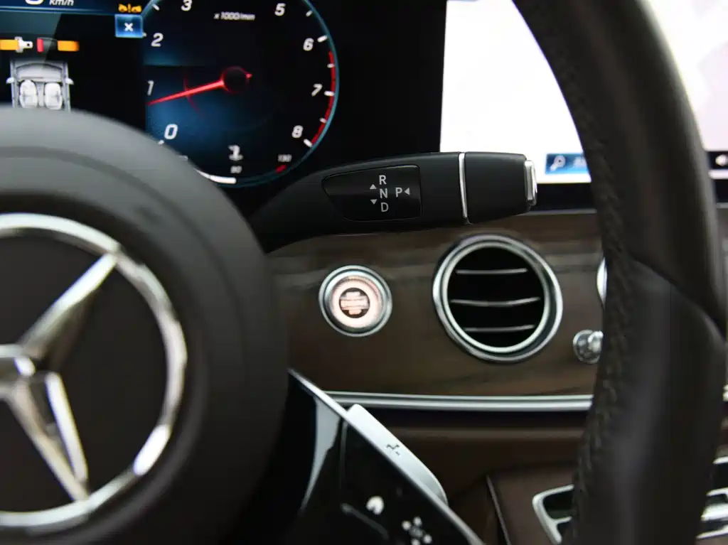 Mercedes-Benz E-Class 2023 Facelift E 300 L Sportline