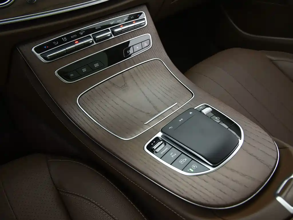 Mercedes-Benz E-Class 2023 Facelift E 300 L Sportline