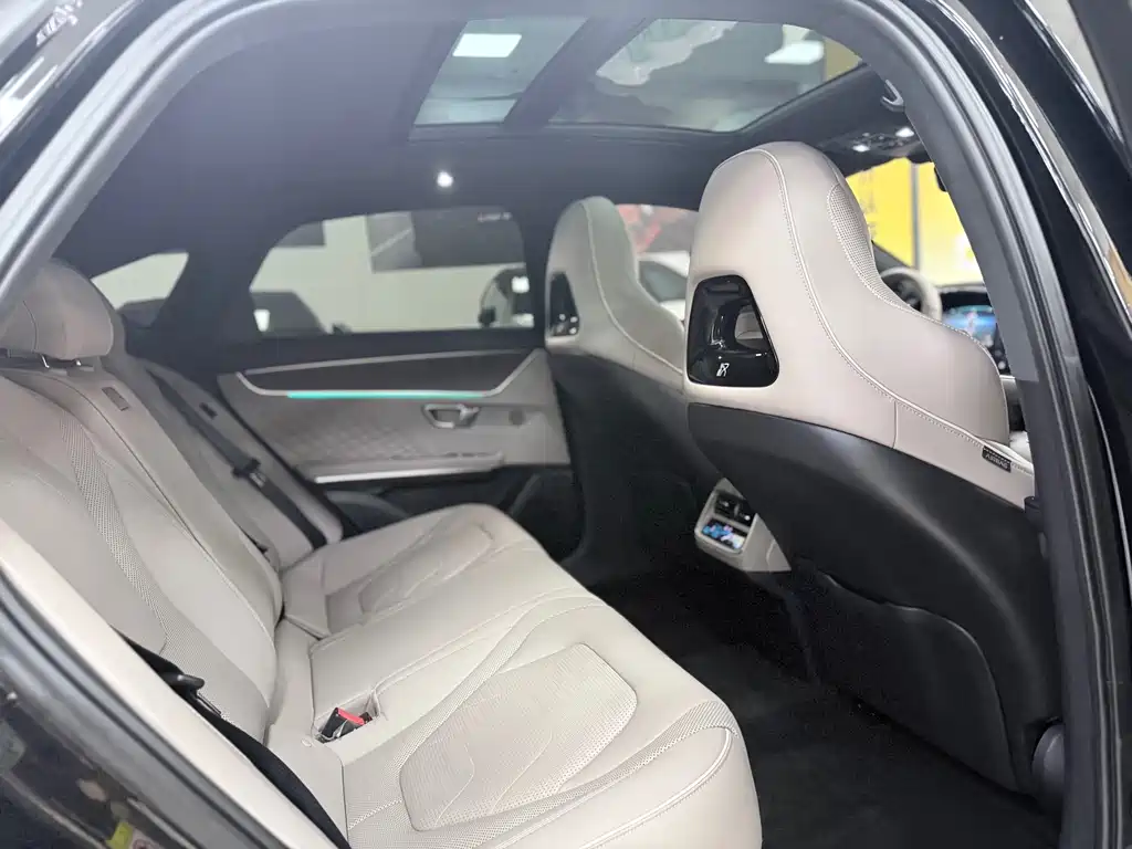 Han 2024 EV Glory Edition 610KM All-Wheel Drive Intelligent Driving Version