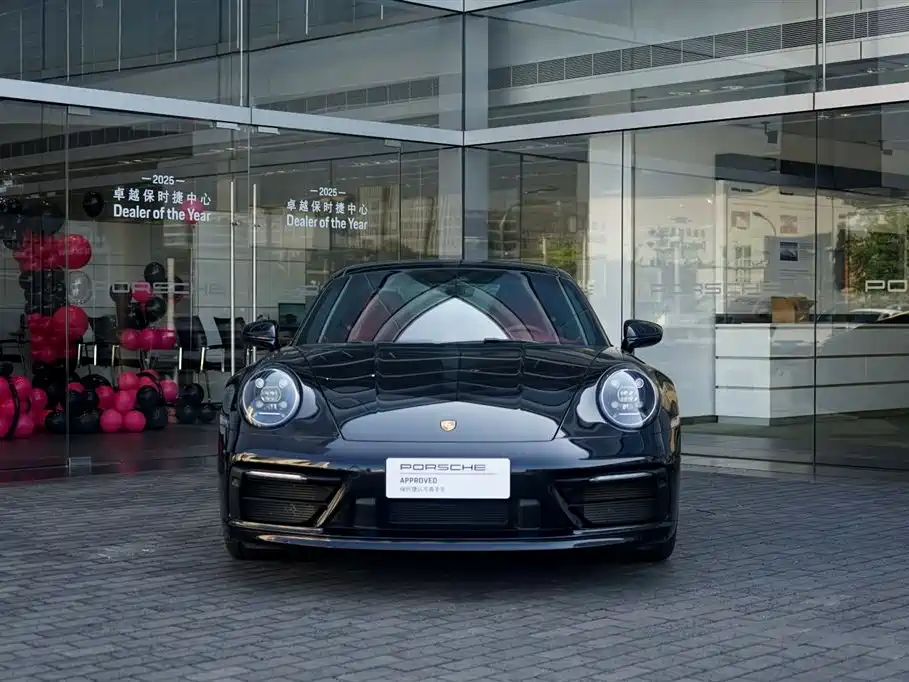 Porsche 911 2023 Carrera 4S 3.0T