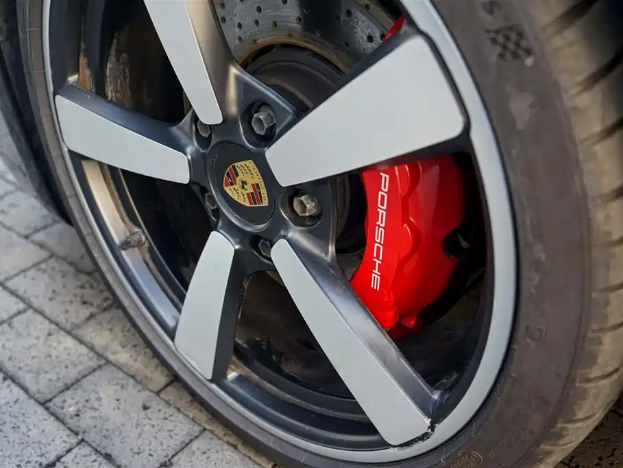 Porsche 911 2023 Carrera 4S 3.0T