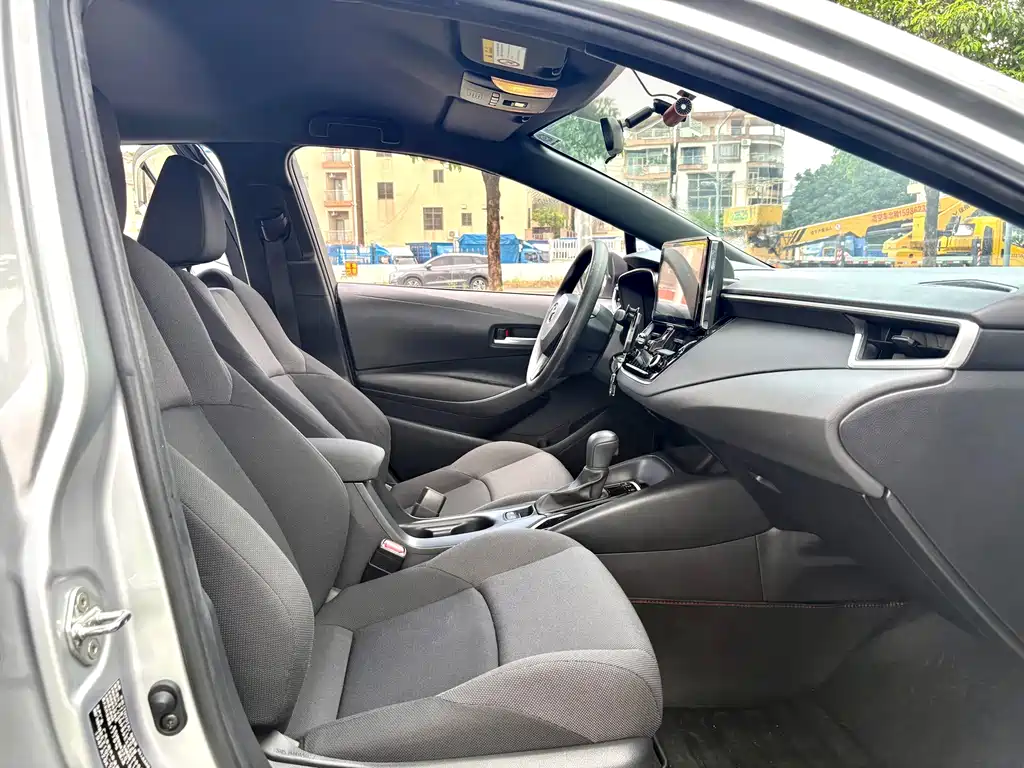 Leon 2019 185T CVT Advance Edition National V